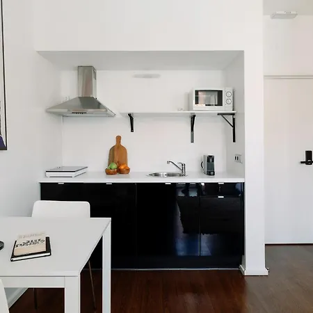 Fine Arts By Olala Homes Apartment