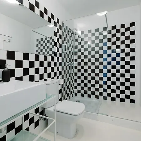 Apartment Fine Arts By Olala Homes