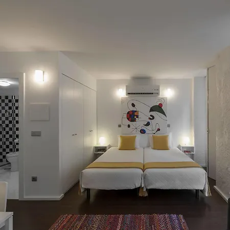 Fine Arts By Olala Homes * Porto
