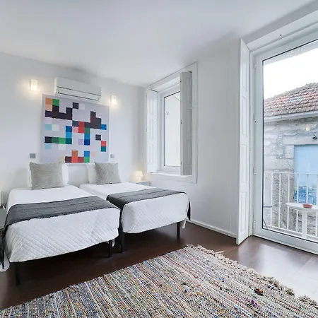 Fine Arts By Olala Homes * Oporto