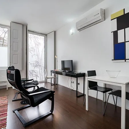 Fine Arts By Olala Homes Oporto