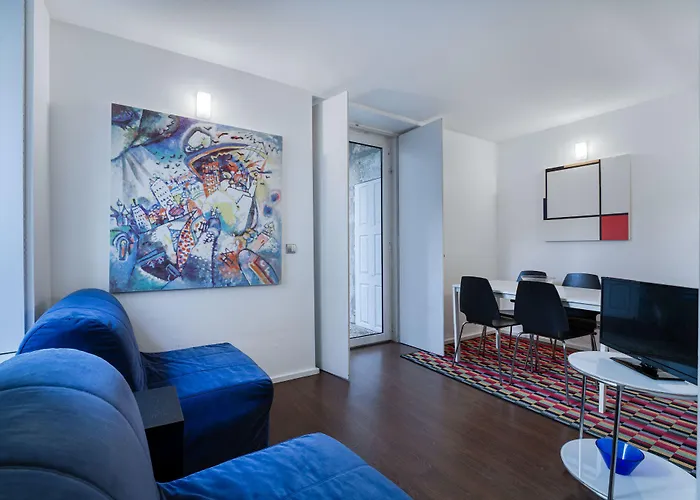 Fine Arts By Olala Homes Apartament *