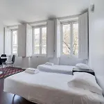 Fine Arts By Olala Homes Oporto